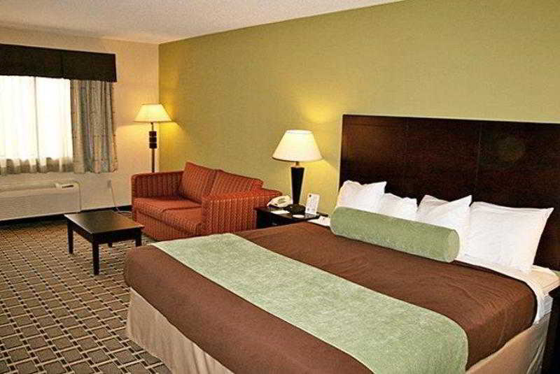 Best Western Plus Executive Inn St. Marys Стая снимка