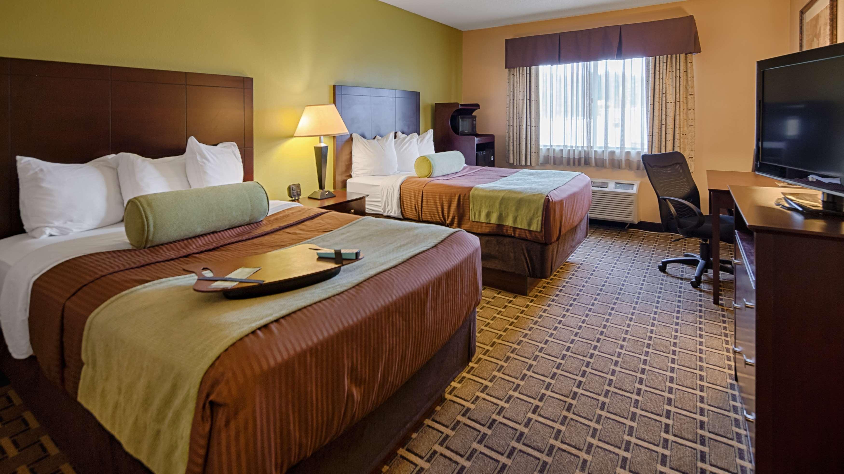 Best Western Plus Executive Inn St. Marys Екстериор снимка